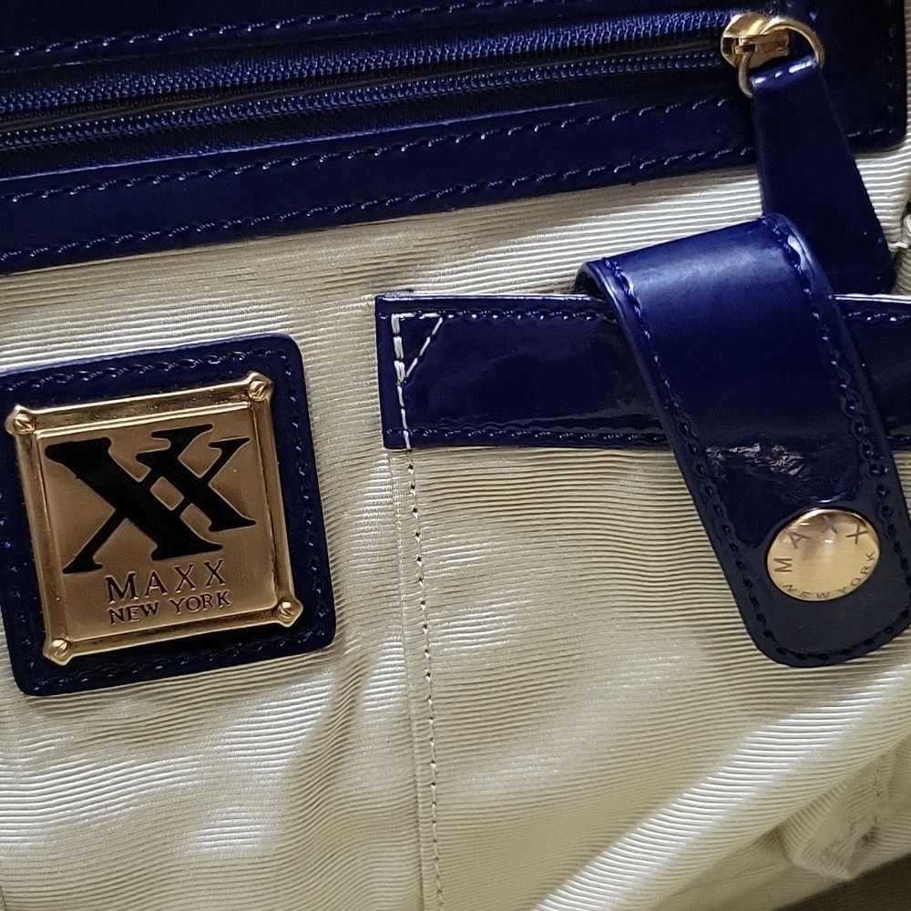 Maxx New York Blue Quilted Satchel - Picture 5 of 7